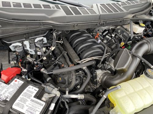 UPR Single Valve Oil Catch Can – Plug N Play – 2021-2025 F150 5.0L (For Whipple too)